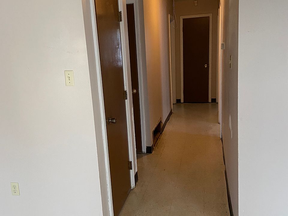 2nd image of 4998 Wilburn Ave