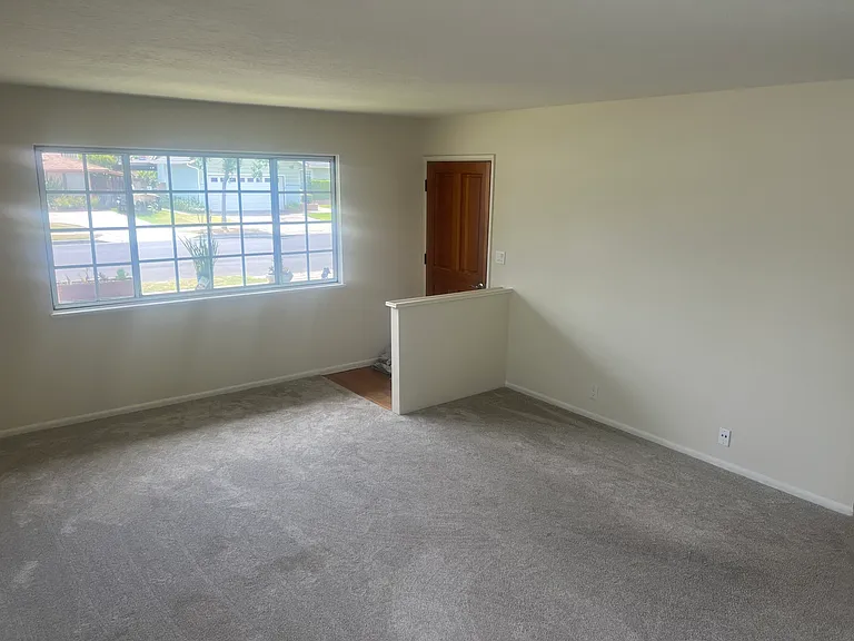 209 Vallerio Ave — Photo 3