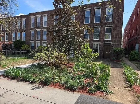 1827 E Capitol St SE, Washington, DC 20003