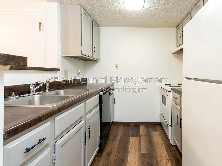 Midtown Place Apartments — Photo 58