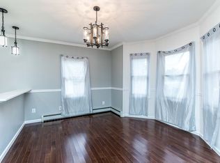 18 Bagley Ave, Albertson, NY 11507