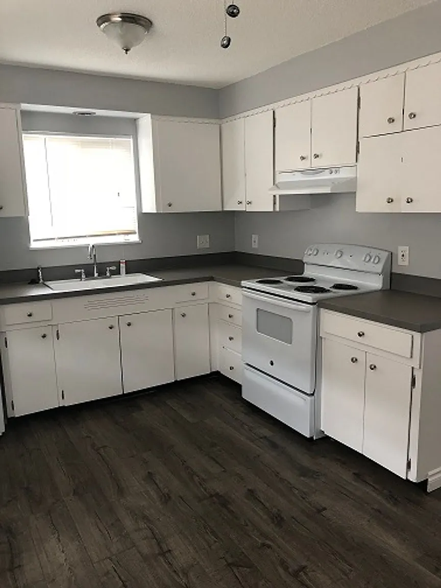 240 E Arlington St #244 photo 1