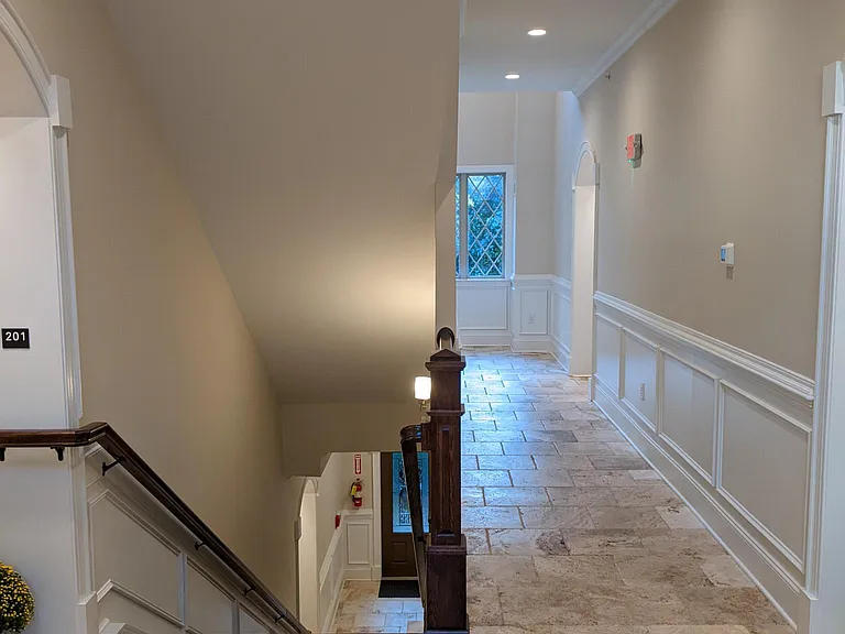 138 Sunset Cir #102 — Photo 4
