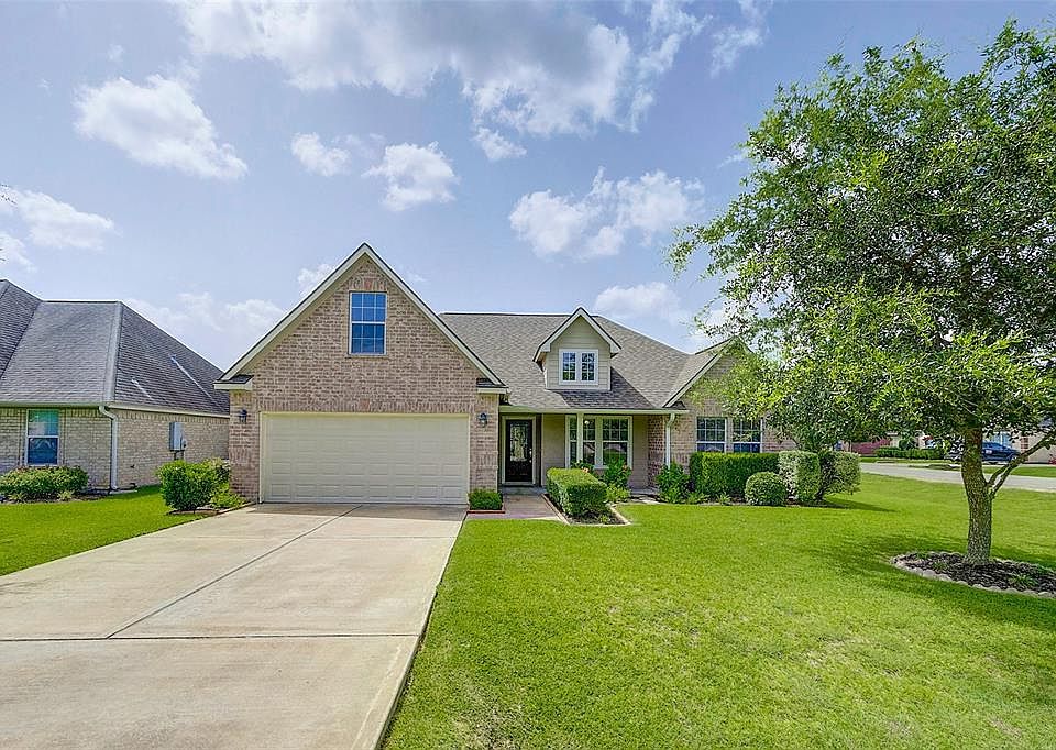 1st image of 3802 Crestwood Cir