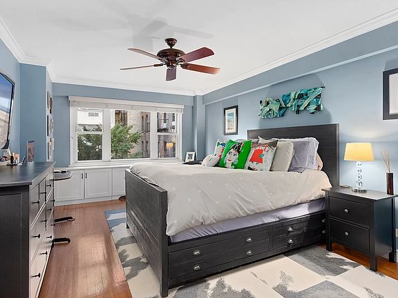 4th image of 333 E 66th St APT 3D