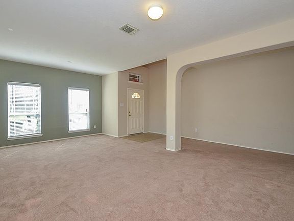 2nd image of 6135 Plantation Forest Dr