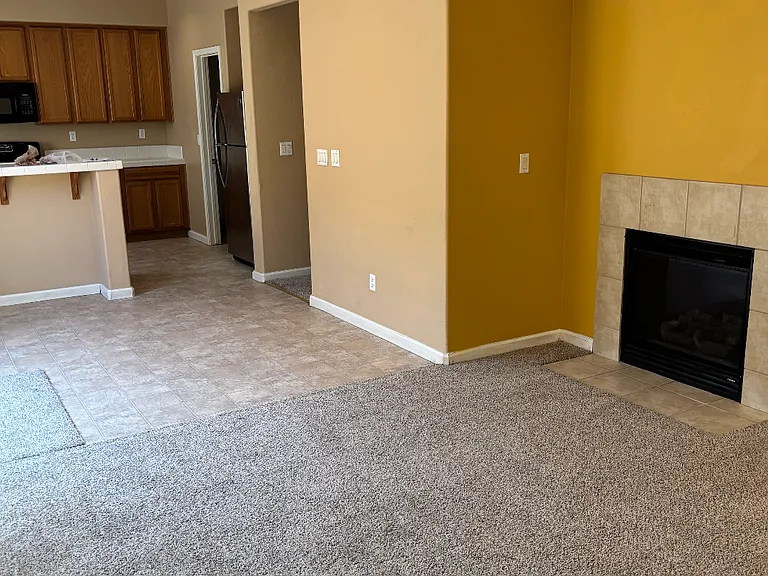 3902 Hidden Grove Ln — Photo 6
