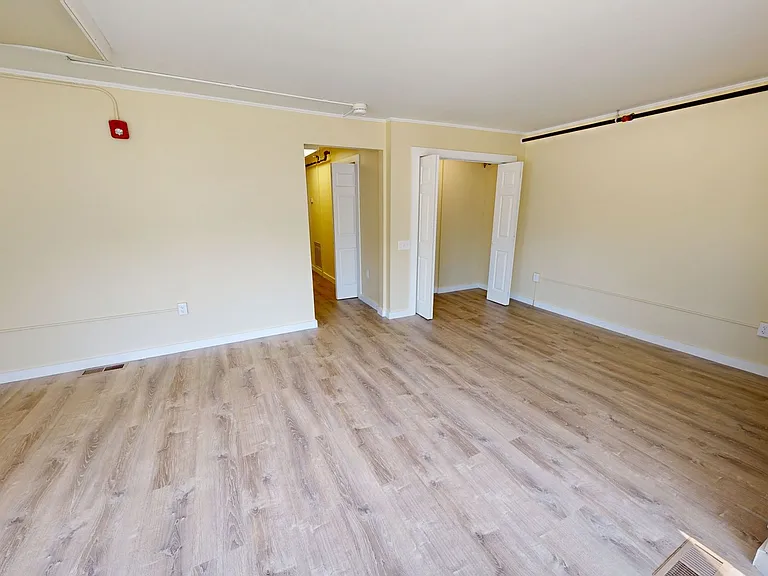 145 North St — Photo 6