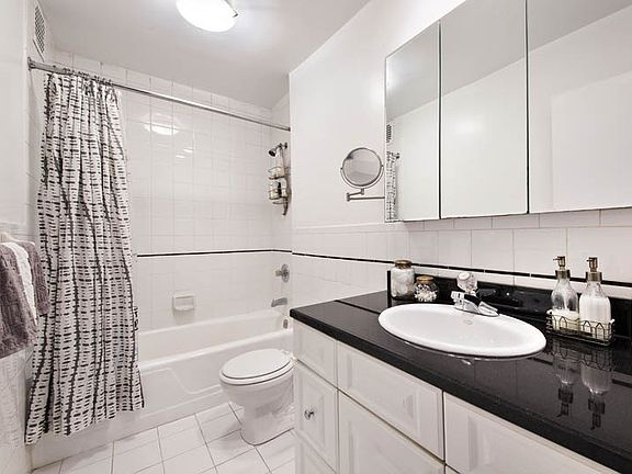 4th image of 320 E 58th St APT 1C