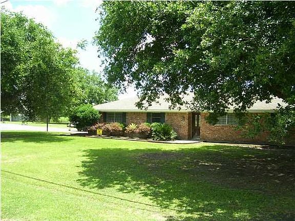 2nd image of 712 Evergreen Dr