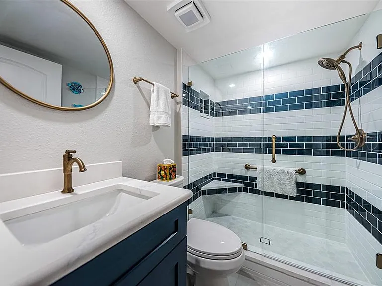 6105 Bahia Del Mar Cir #287 — Photo 13
