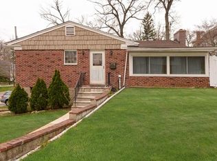 175 Rumsey Rd, Yonkers, NY 10705