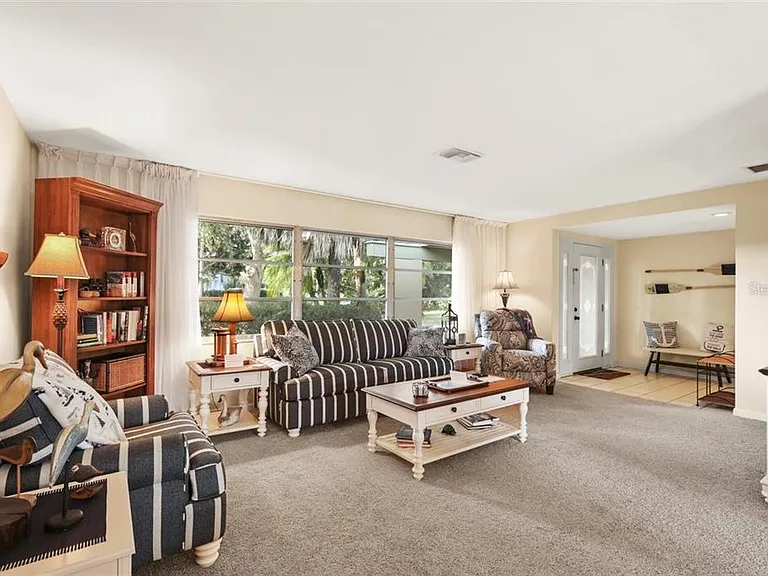 500 Green Dolphin Dr S — Photo 11