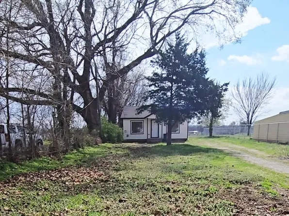 3834 W Admiral Blvd, Tulsa, OK 74127