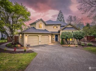 1010 SW 10th St, North Bend, WA
