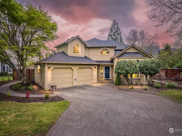 1010 SW 10 Street, North Bend, WA 98045
