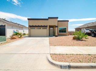 808 Villas Del Sol Rd, Socorro, TX 79927