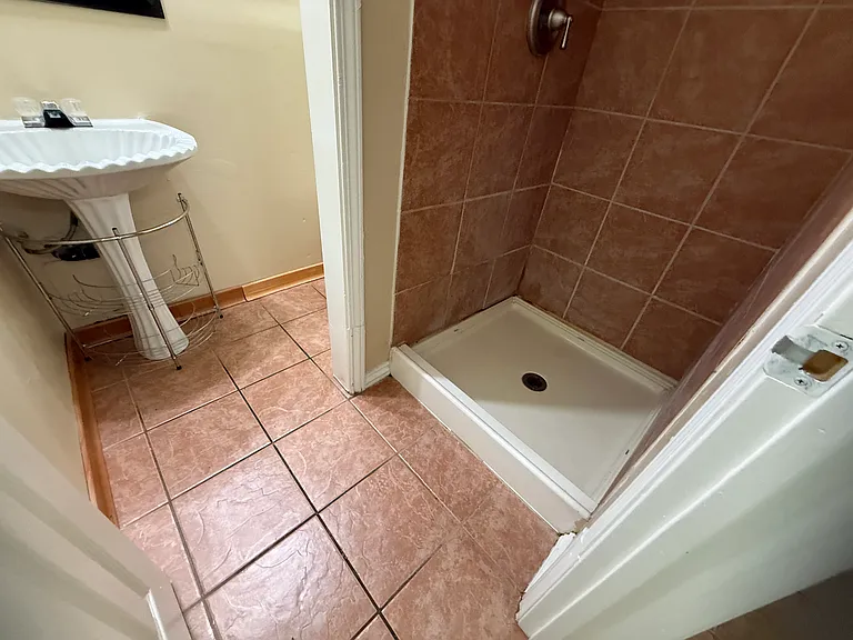 5809 Lindo Paseo #4 — Photo 11
