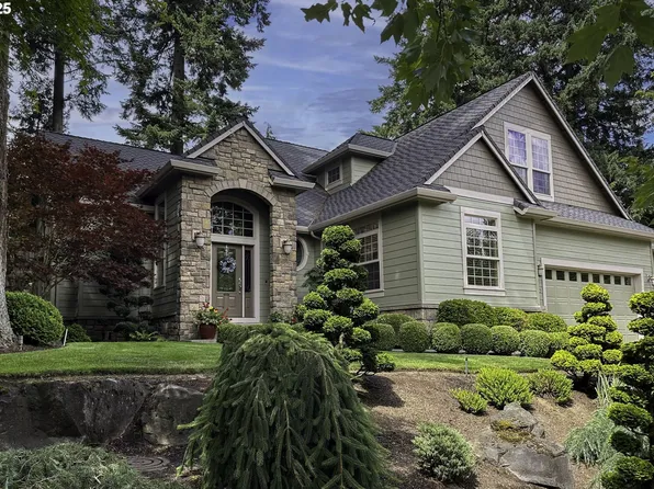 11525 SE Adoline Ave, Happy Valley, OR 97086