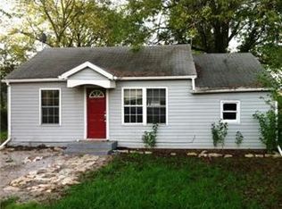 105 W Walnut St, Freeman, MO 64746