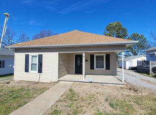 1211 E Elm St, West Frankfort, IL 62896