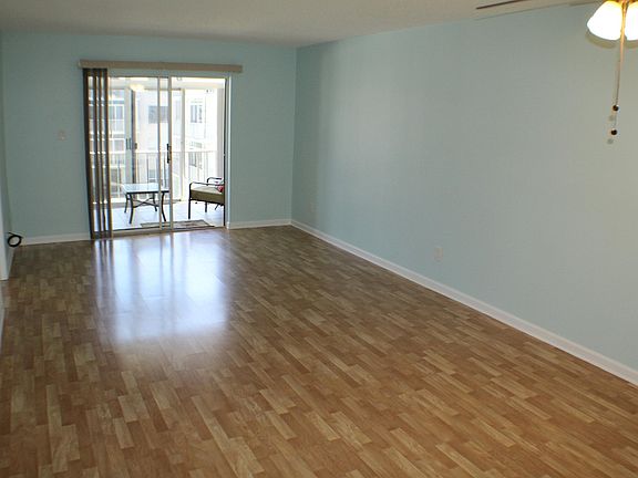 5th image of 3857 Indian Trail Dr #306