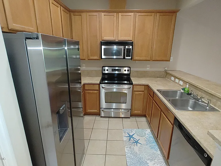 5976 Pavilion Dr — Photo 17
