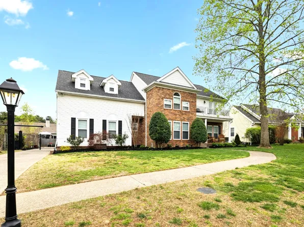 4805 Morgan Dr, Old Hickory, TN 37138