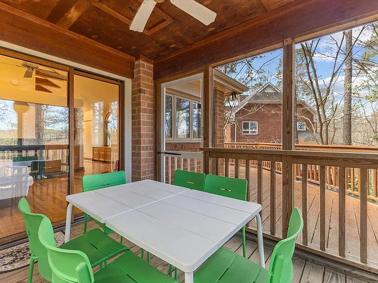 108 Campbell Ln — Photo 31