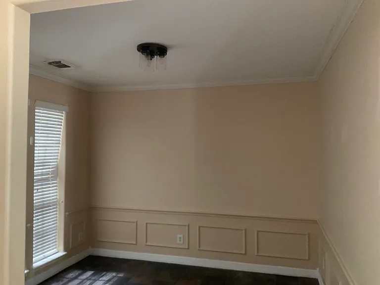 10610 Mills Way — Photo 9
