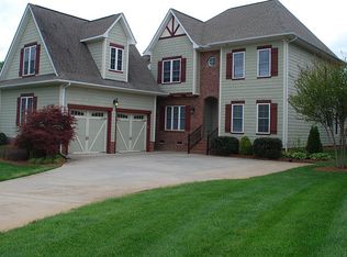 2405 Smith Harbour Dr, Denver, NC 28037