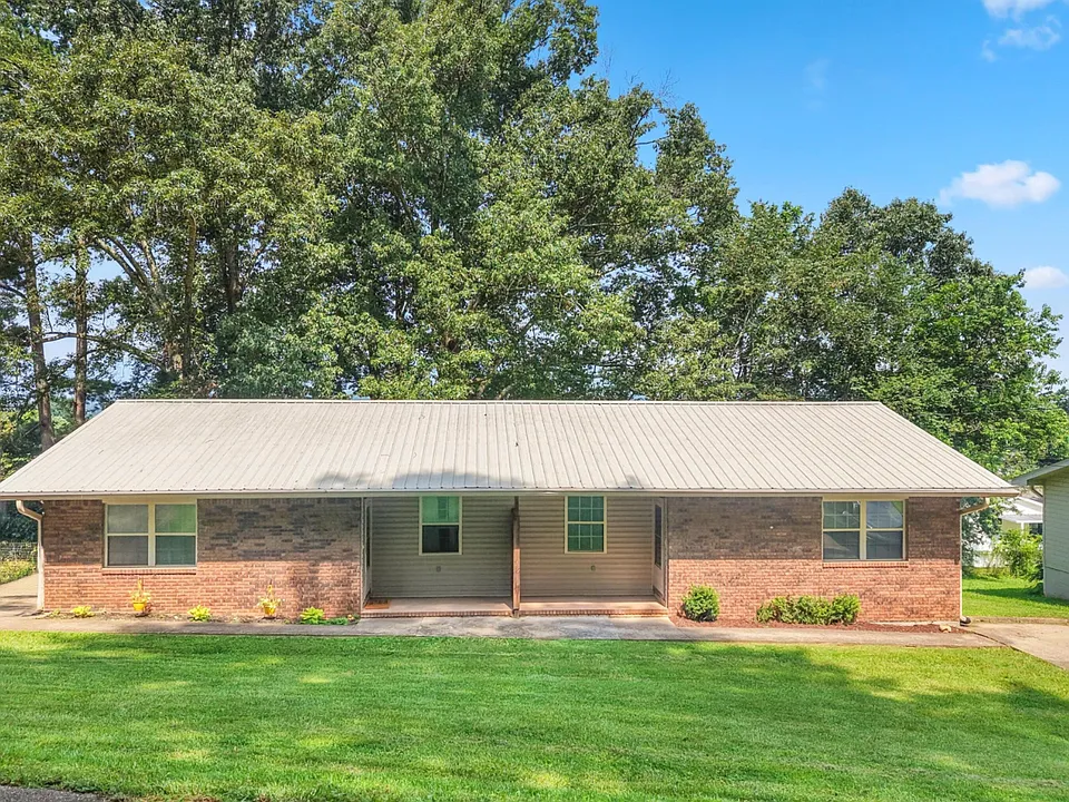 405 Missionary Ave #B