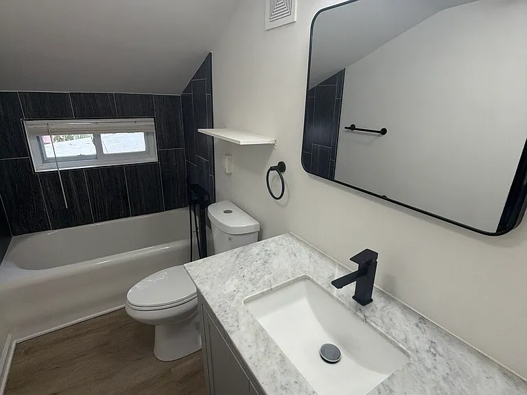 308 E 55th St #4 — Photo 14
