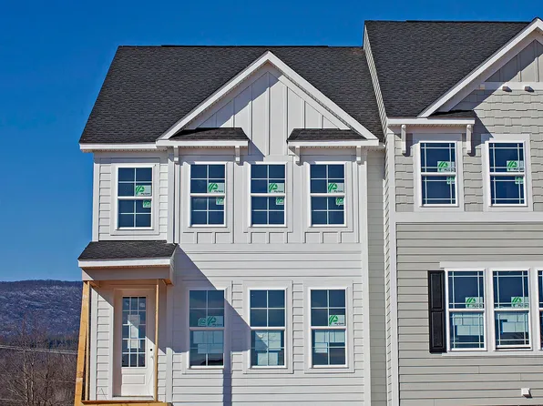 2207 Leeham St #A, Crozet, VA 22932