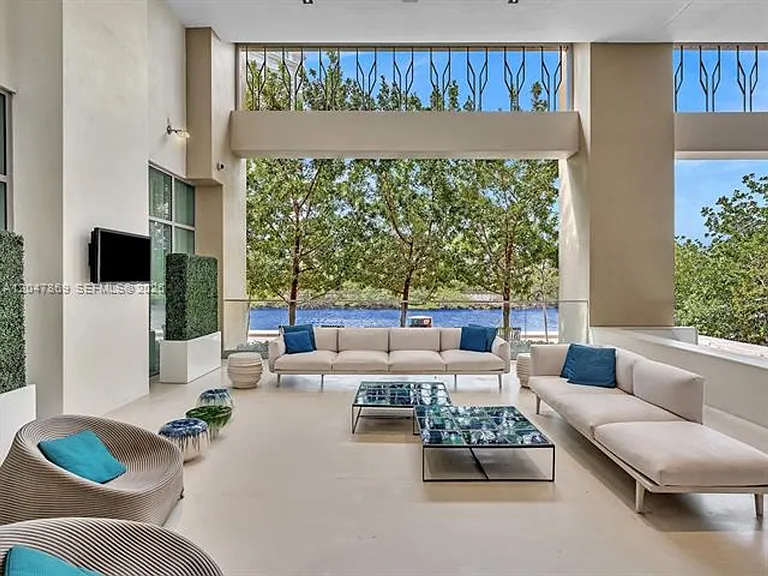 300 Sunny Isles Blvd #CU-4-1503 — Photo 33