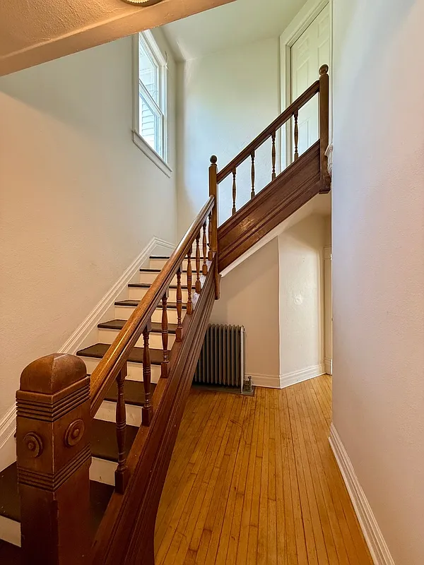 2 bed, 1.0 bath, 1250 sqft, $1,199 — Photo 4