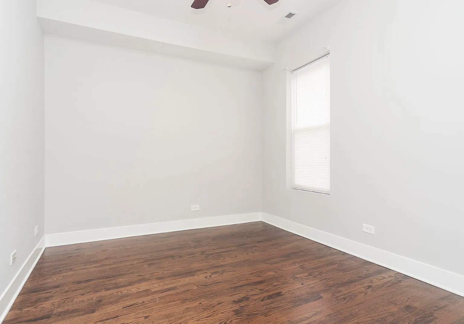 1 bed, 700 sqft, $2,095 — Photo 2