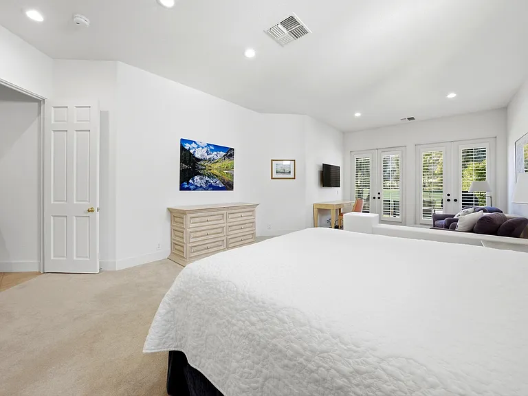 51005 Mandarina — Photo 25