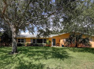 651 Bluff View Dr, Belleair Bluffs, FL 33770