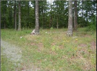 28 Kendra Ln, Pikeville, TN 37367