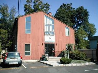 35 Brant Ave, Clark, NJ 07066