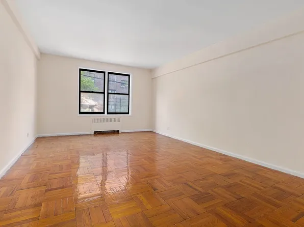 3615 Greystone Avenue image 1 of 5