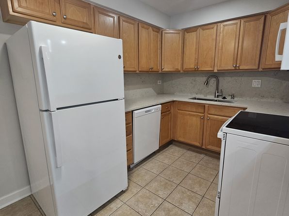 2334 N Harlem Ave APT 3A