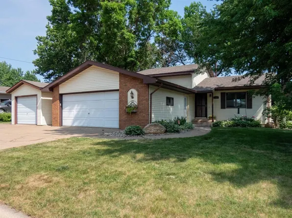 1101 West 17TH STREET, Marshfield, WI 54449