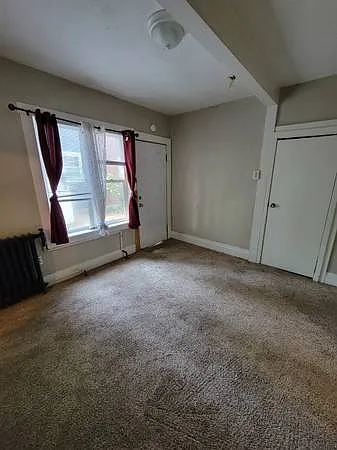 2 bed, $700 — Photo 2