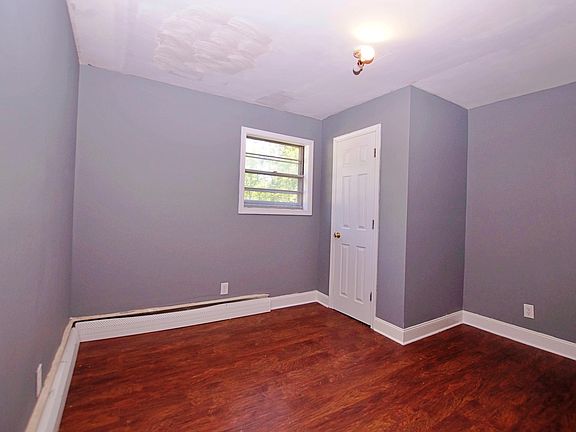 3rd image of 3454 Evanston Ave