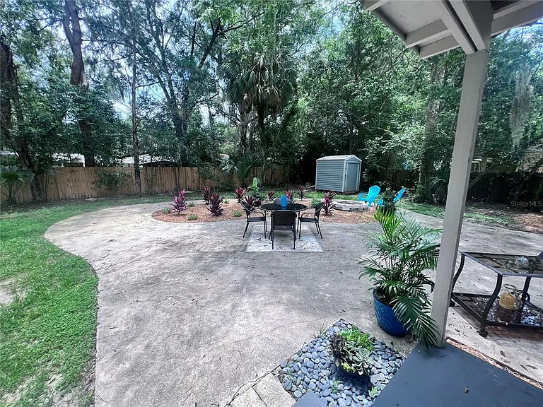 3857 W University Ave — Photo 7