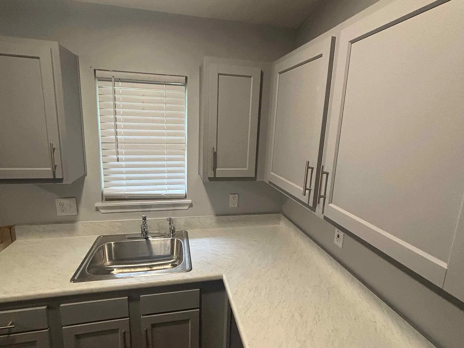 2 bed, 1012 sqft, $1,600 — Photo 4
