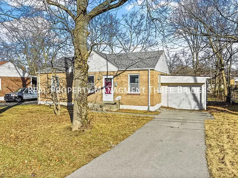 1180 S New Florissant Rd — Photo 2
