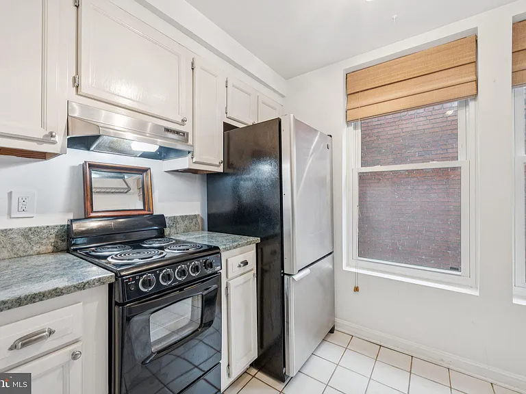 1812 Vernon St NW #34 — Photo 13